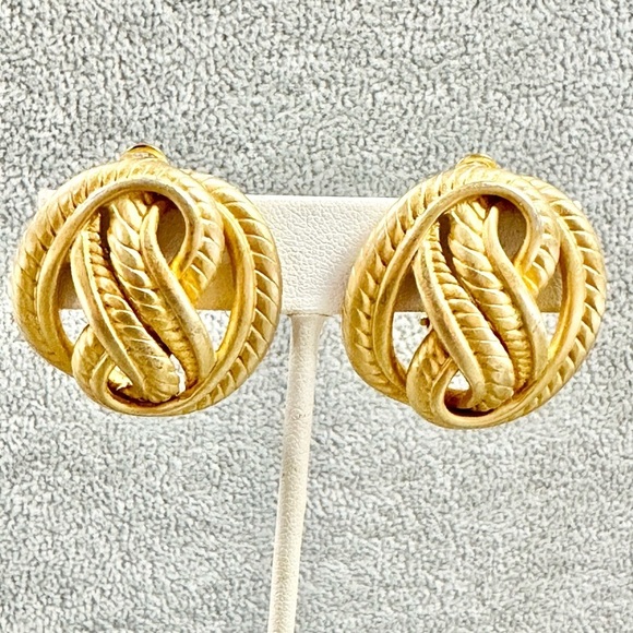 Jewelry - Vintage Brush Gold Tone Wheat Textured Chucky Statement Clip On Earrings